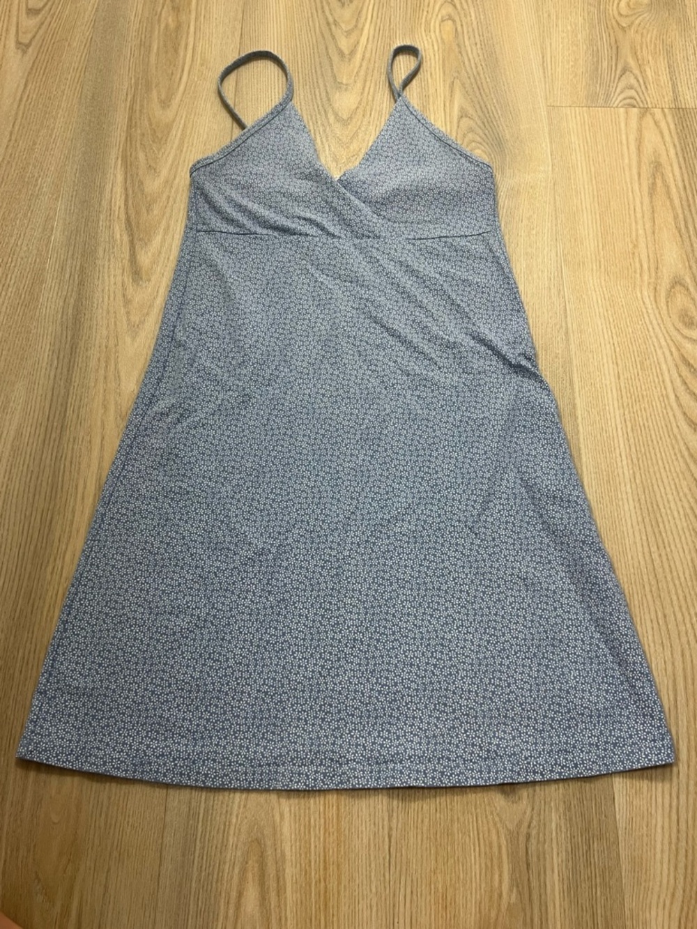John Galt (Brandy Melville) Amara Mini Dress Floral Blue White - Picture 4 of 5